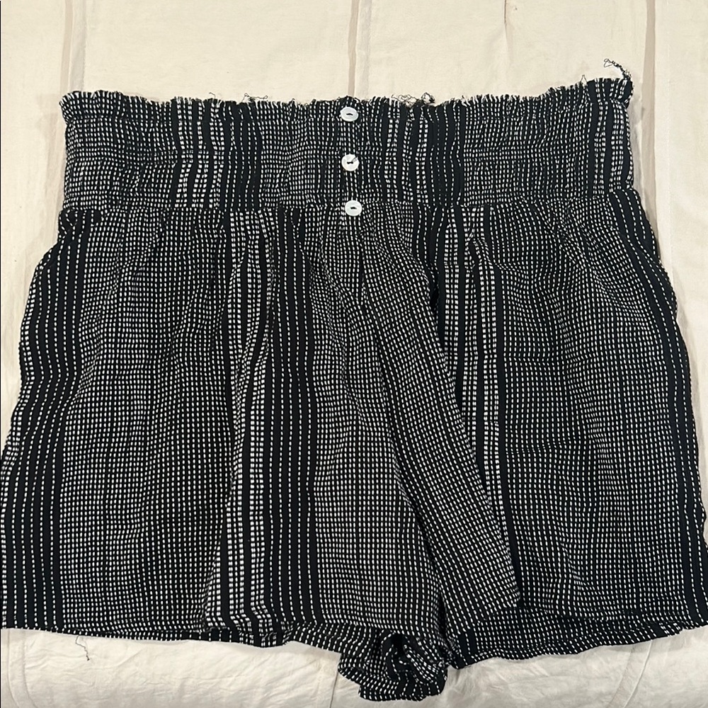 Francesca's Collections High Waist Black and White Shorts